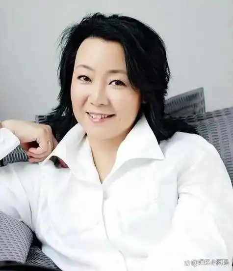 4位"妈妈专业户":天生一张养尊处优脸,满脸贵气,演不了穷人