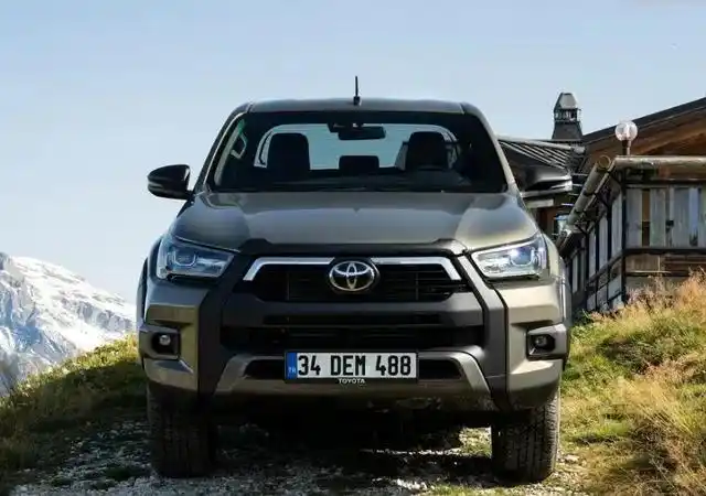 丰田皮卡车(丰田皮卡车大全价格图片)