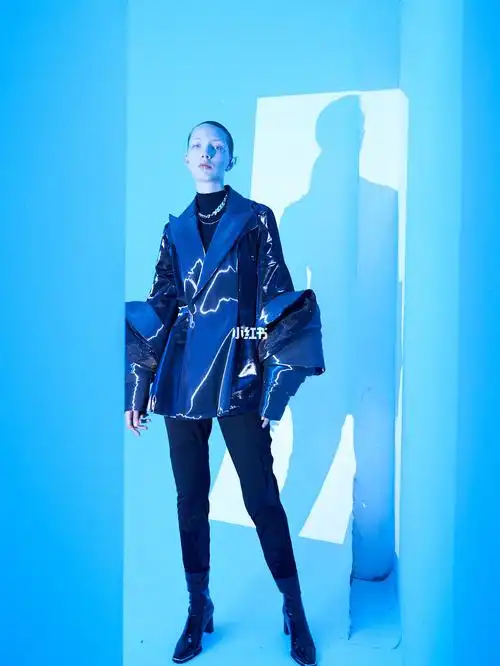 原创服装设计科技未来