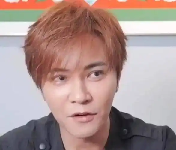 劈腿风波过去四年,蝴蝶姐姐宣布怀孕,罗志祥沉迷医美撞脸陈晓东