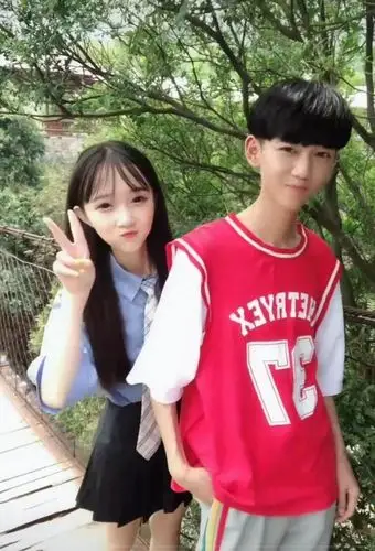 丫头今天就要走了 海龙有点伤心了 但是丫头也很不舍不得走 期待你们