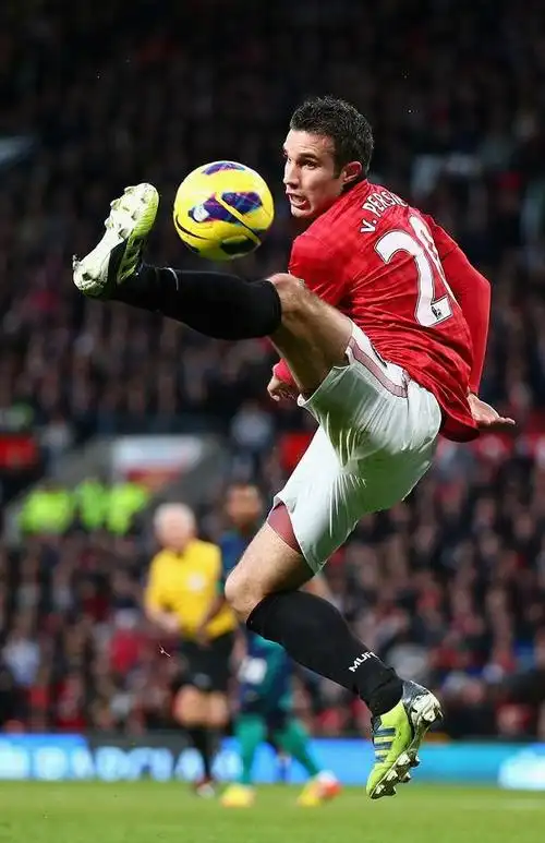 高清范佩西霸气挥拳鲁尼激凸不速客闯梦剧场