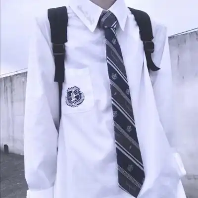 满目星河坠入你的眼 那是我的世界和宇宙 ----林七七〖dk制服男头