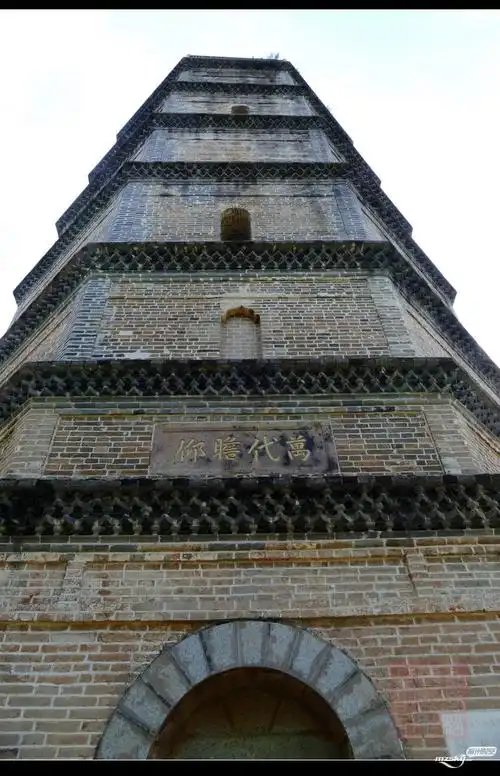 图说梅州系列之五华县狮雄山塔