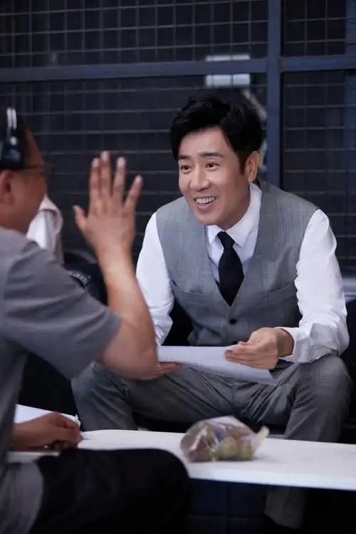 于和伟超话一些录制开场短片《我们的白玉兰》花絮碎片随机掉落07每