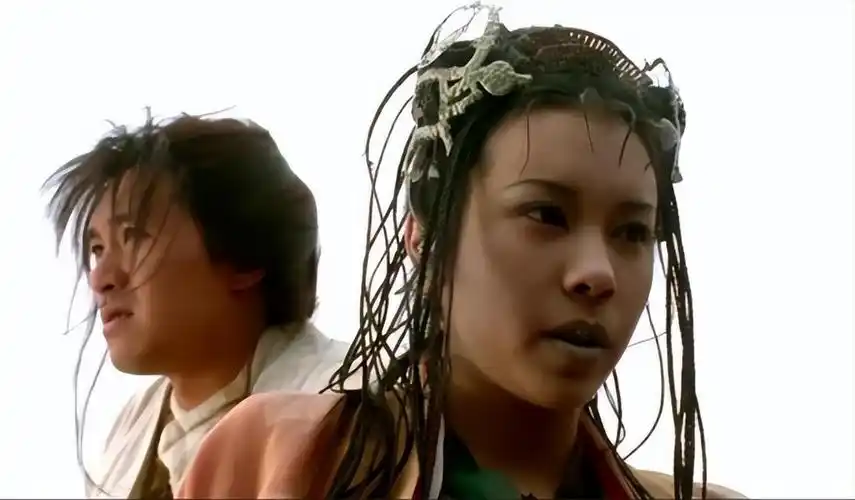 回顾《古惑仔》8位"大嫂"现状,有人路边摆摊,有人身家亿万