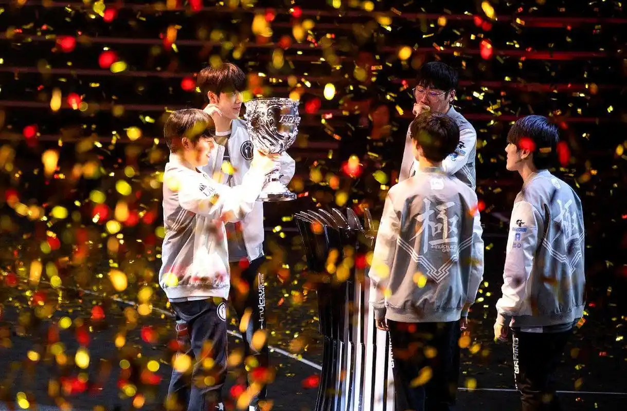 rookie加入ig五周年从赠品到世界冠军你可以永远相信宋义进