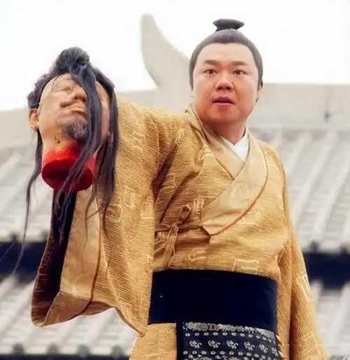 相亲19次没人要,演一辈子配角,因"李大嘴"成名的他,何时走红