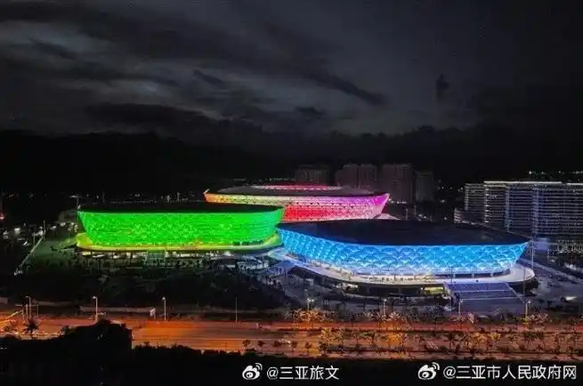 【三亚体育中心"三颗明珠"璀璨启幕】近日,三亚市体育中心体育馆,游泳