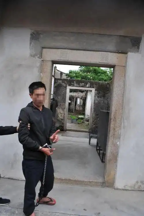 据悉,在今年的"扫黑除恶"和"飓风2020"专项行动中,潮州警方进一步明确