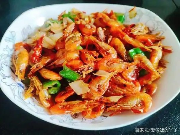 爆炒小河虾,绽放在舌尖的美味