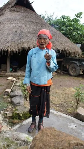 原始佤族村落:翁丁村