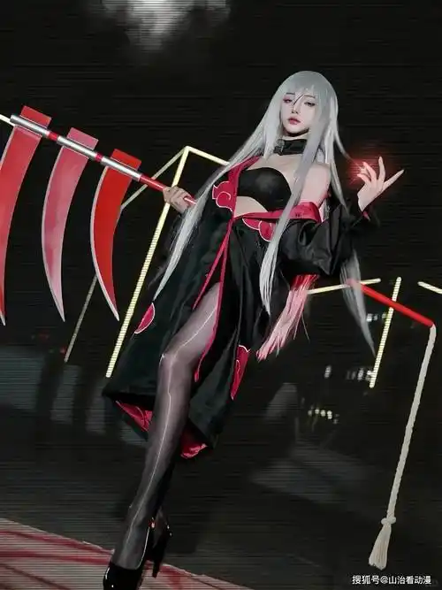 火影忍者cos:网红cos女飞段,服饰神还原,黑丝大长腿太美了