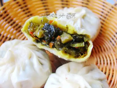 香辣酸菜包