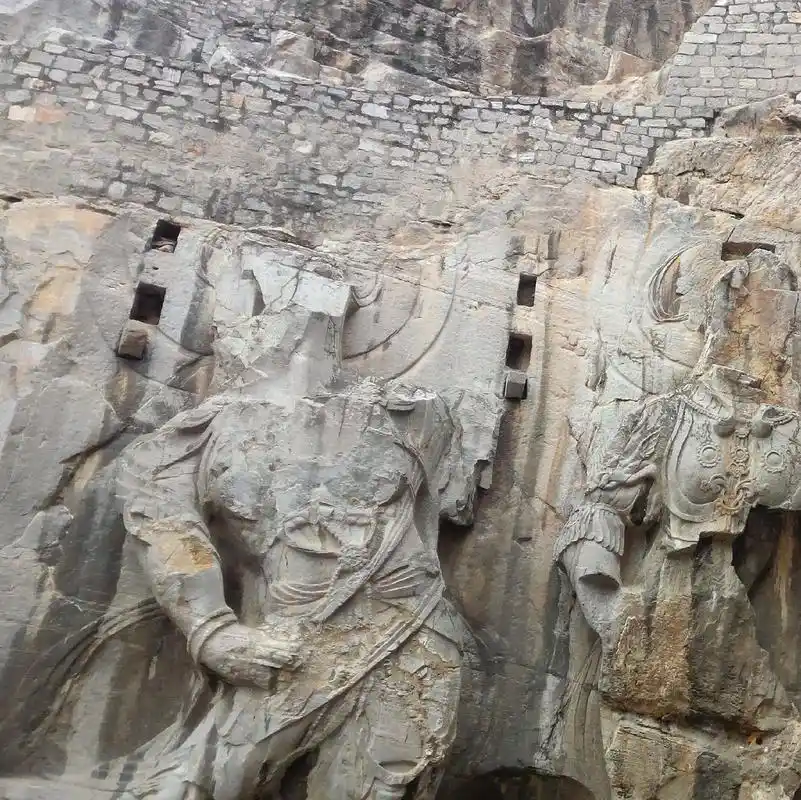 《龙门石窟》全景照裁分图集 - 抖音