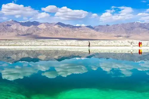 月牙泉 翡翠湖 青海湖