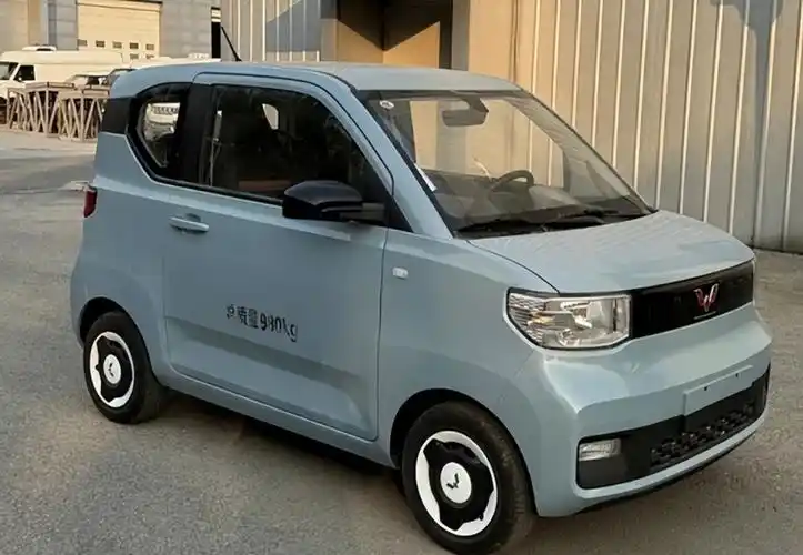 近日,五菱宏光miniev(参数|询价)福祉车实车曝光.