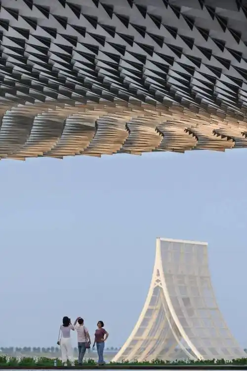 寻美一品乘风破浪领略天津浪花艺术馆的质与美