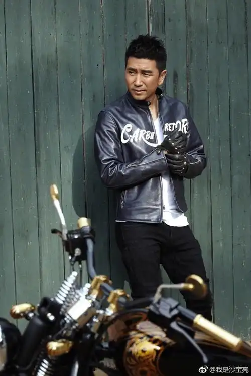 沙宝亮开启京新穿越征程_高清图集_新浪网