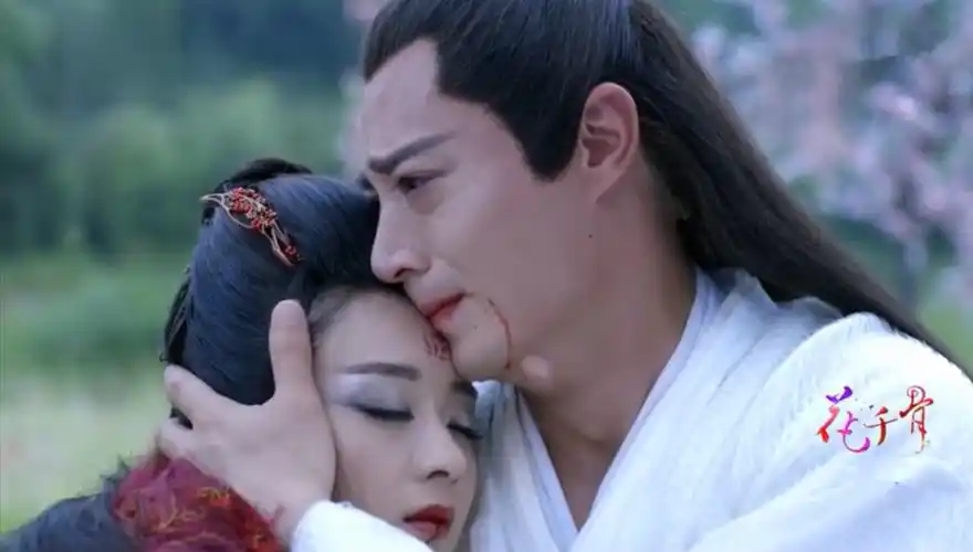 花千骨小说东华上仙是怎么死的_互相伤害的6对结局