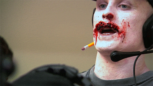 恐怖scary血吓人gif动图_动态图_表情包下载_soogif