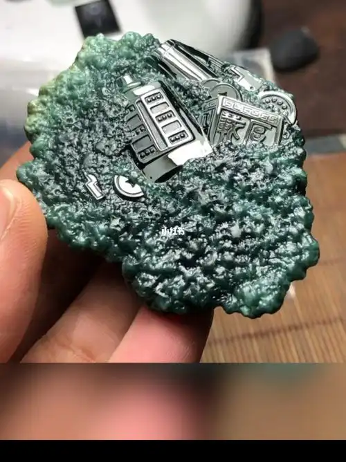 八破图雕刻好了