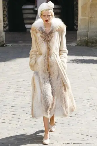 俄罗斯 莫斯科 走秀(runway) 2017/18秋冬高级定制 女装