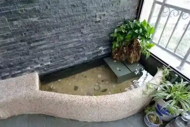 这才叫阳台,你家的顶多叫水泥地!