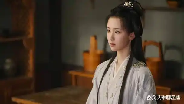 凝望着宁静的星空,我们仿佛听到了宇宙间传来的呢喃.