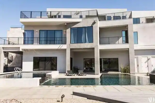 潮爷steve aoki是我觉得dj豪宅集锦里非常有看头的,美式腾格尔打碟