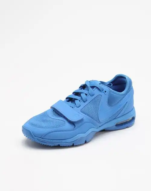 经典透气蓝色训练鞋