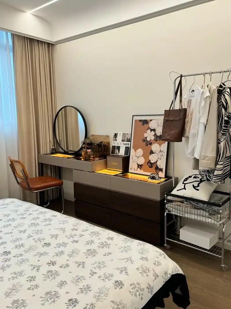 婆婆来了就夸的斗柜梳妆台绝绝子.小户型卧室的姐妹看过 - 抖音