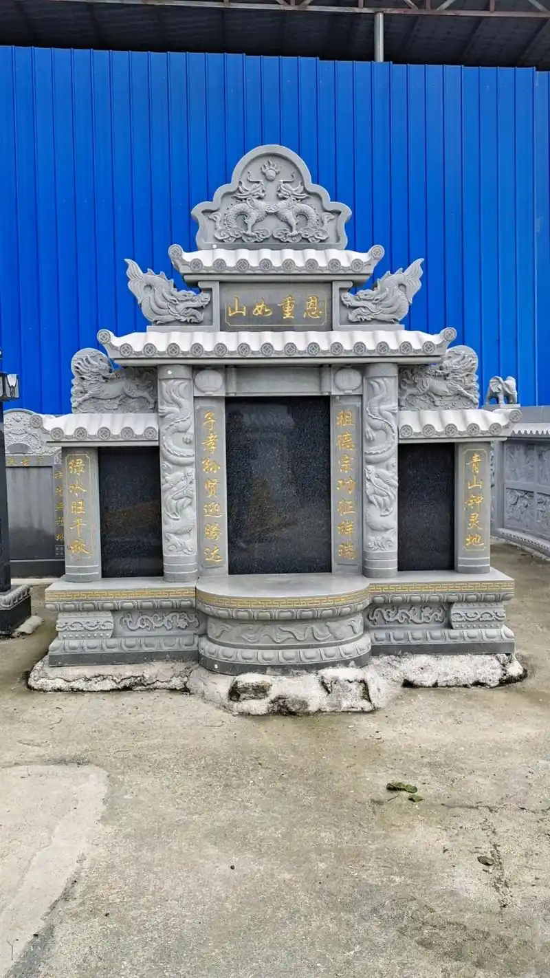 现场实拍 #丧葬文化 #墓碑 #坟石加工 #毕 - 抖音