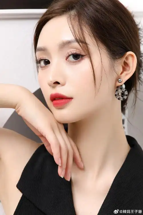 消肿通勤妆容速速学起来,更适合中国宝宝体质😂气垫➡️blank