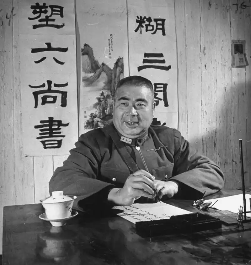 传统文化 修行人生 他山之石         著名的冯玉祥将军,是中华民国