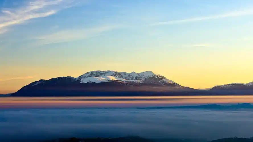 蓝天白云清爽高清桌面壁纸