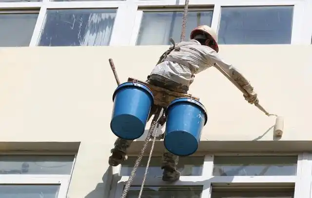 我是12号正在参加"烈日下最可爱的人"投票评选活动