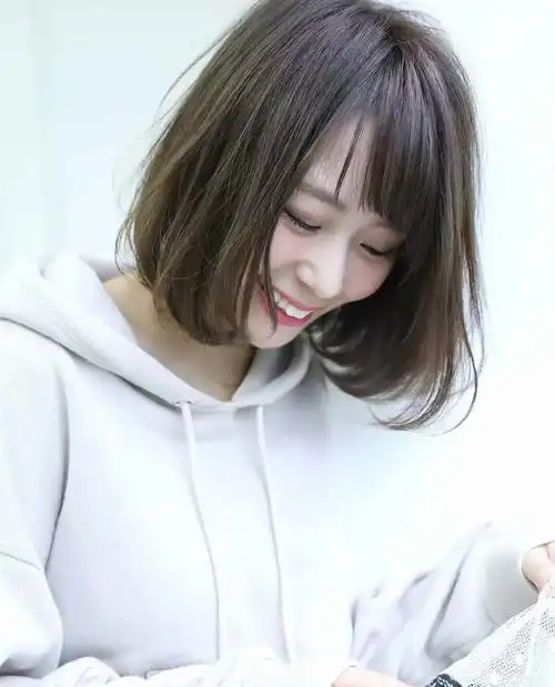 其它 美爆齐肩发型参考 写美篇看发量 我们在看一些发型攻略的时候,发