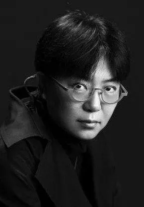 制片人 / 副导演影人简介              · · · · · ·田沁鑫