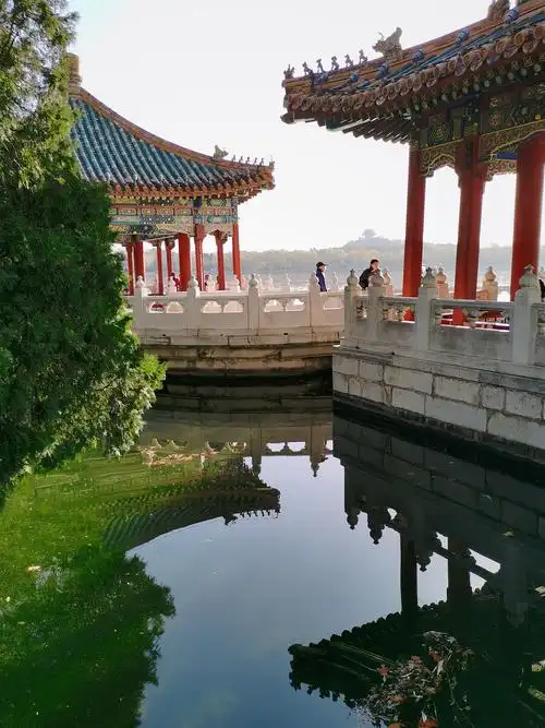 初冬的北京北海公园五龙亭(五) - 紫叶桃 - 图虫