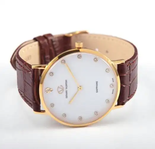 华伦天奴纤薄简约镶钻金色男表