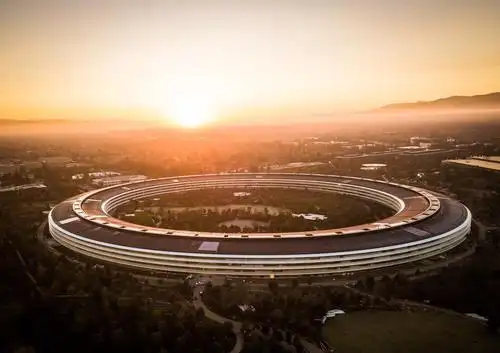 苹果新总部大楼,走科幻风格,却意外撞脸中国建筑