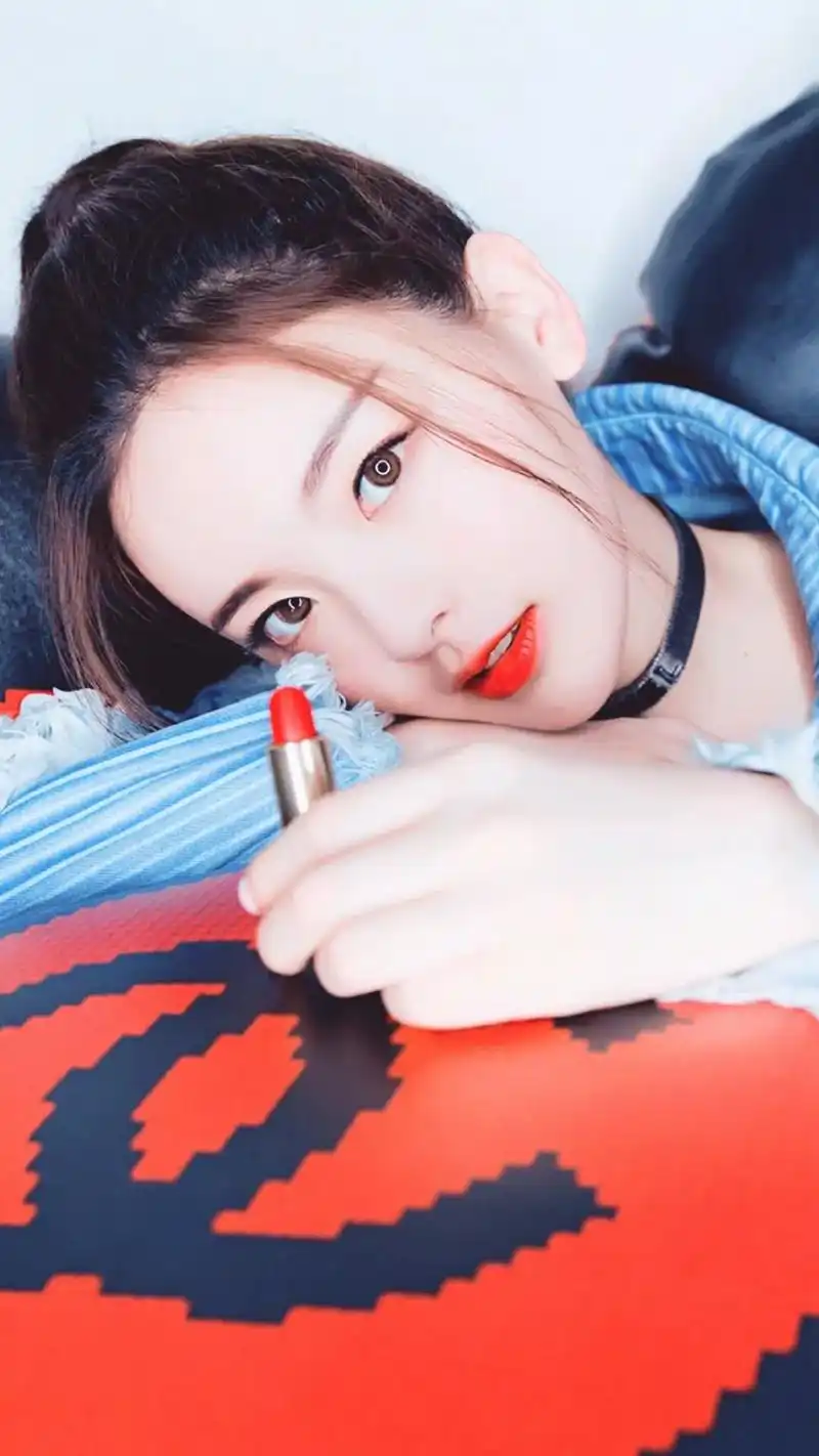 精选女明星壁纸合集|杨超越|柳智敏|迪丽热巴|章若楠