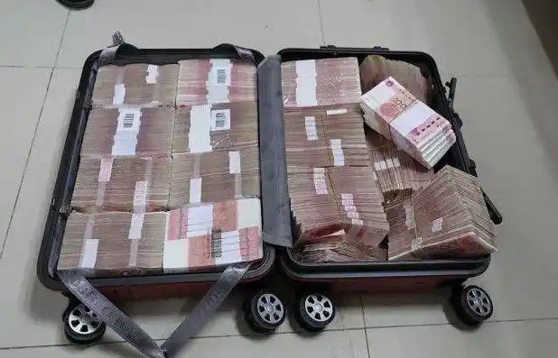 父亲轧死儿子反获赔110万用金钱考验人性细思极恐