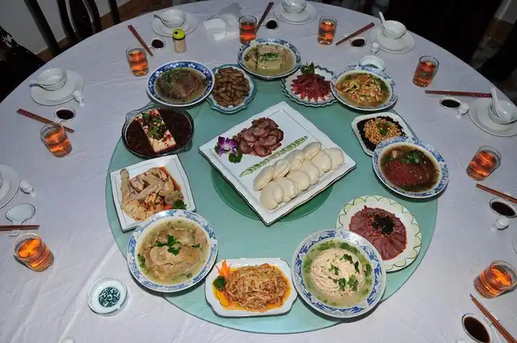 当前位置:>首页>名优特产>泗阳十大碗在民间已经流传几百年了.