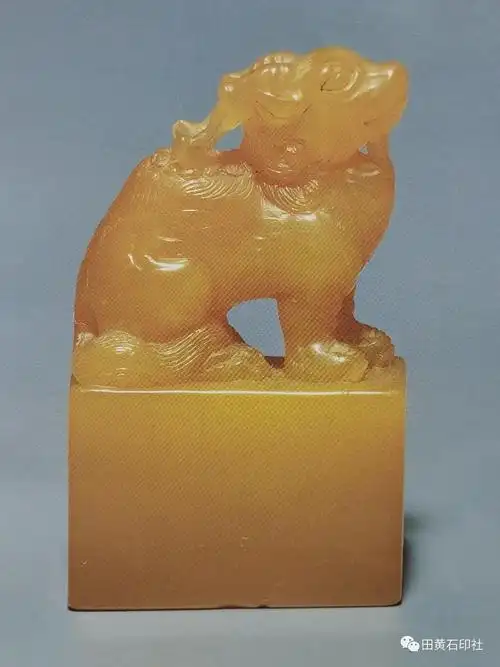 石中之王田黄石黄金易得田黄难求