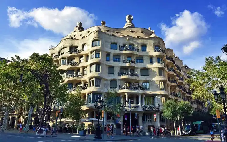 travel 08 spain米拉公寓|设计参考附图纸|巴塞罗那| casa mila |建筑
