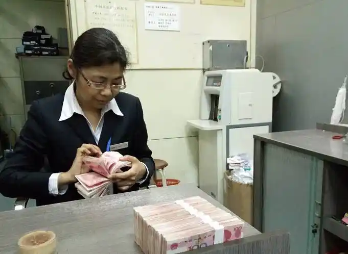 大开眼界!池州也有类似《人民的名义》里的点钞高手,快来看看!