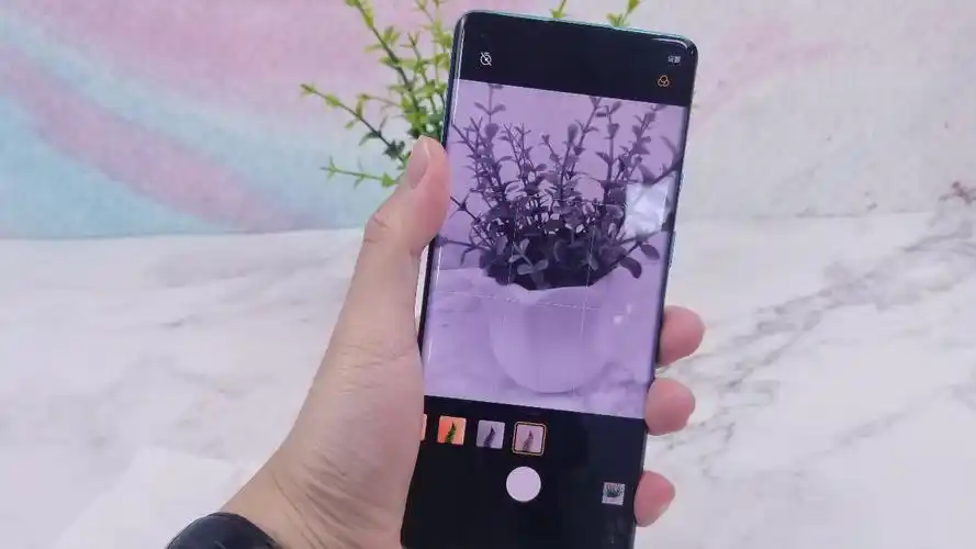 谁敢有大胆的想法!一加8 pro相机模式拥有透视功能?