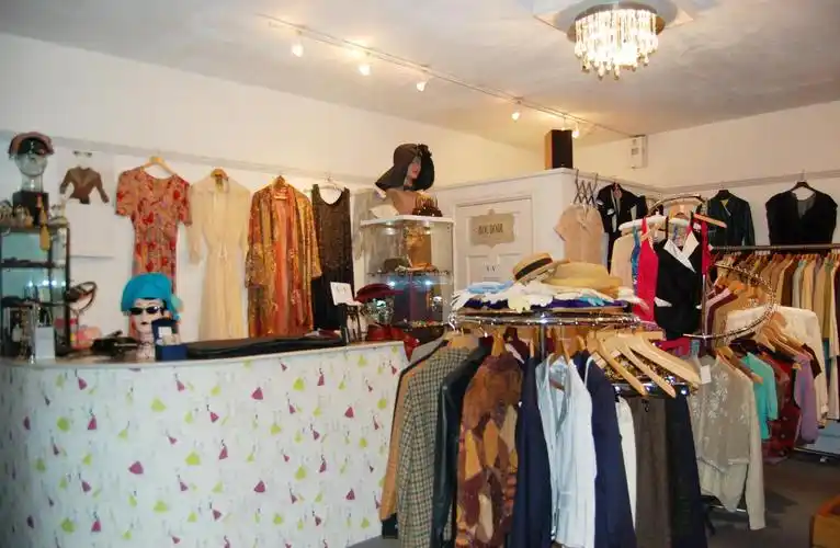 服装店面收银台装修效果图片